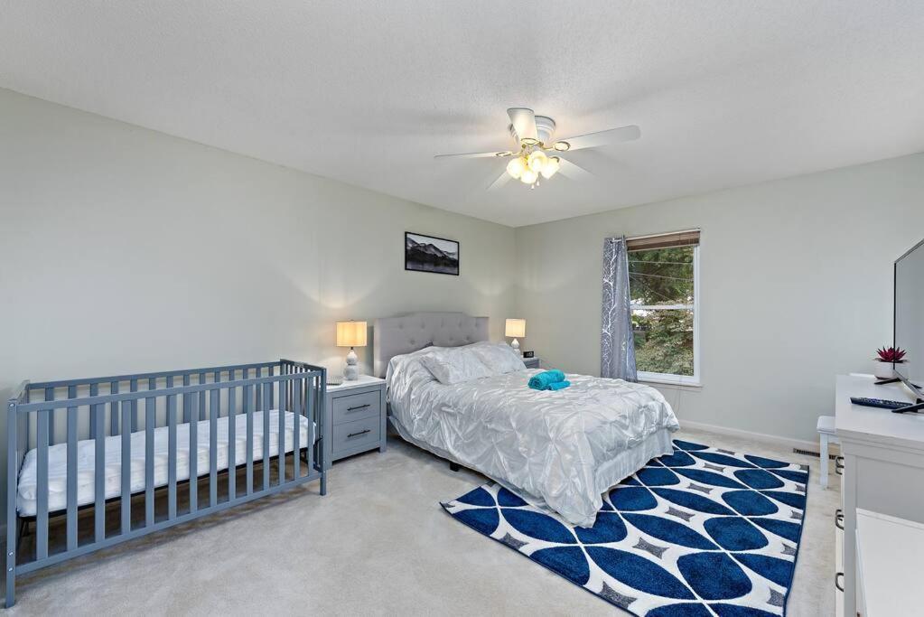 Beautiful Townhome, 11 Minutes To Downtown, Kcmo. Kansas City Luaran gambar